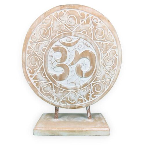 OM fehér faragott asztali dísz OM fehér faragott asztali dísz