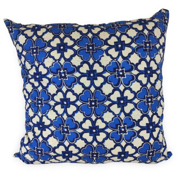 SELEMADEG II kék és fehér díszpárna