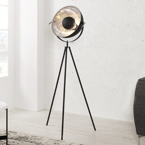 STUDIO fekete és ezüst állólámpa 140cm STUDIO fekete és ezüst állólámpa 140cm